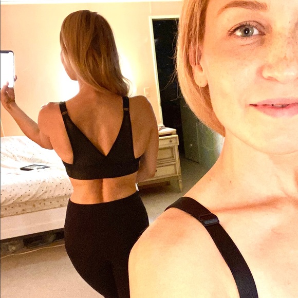 Lululemon Yoga Bra - Picture 4 of 9